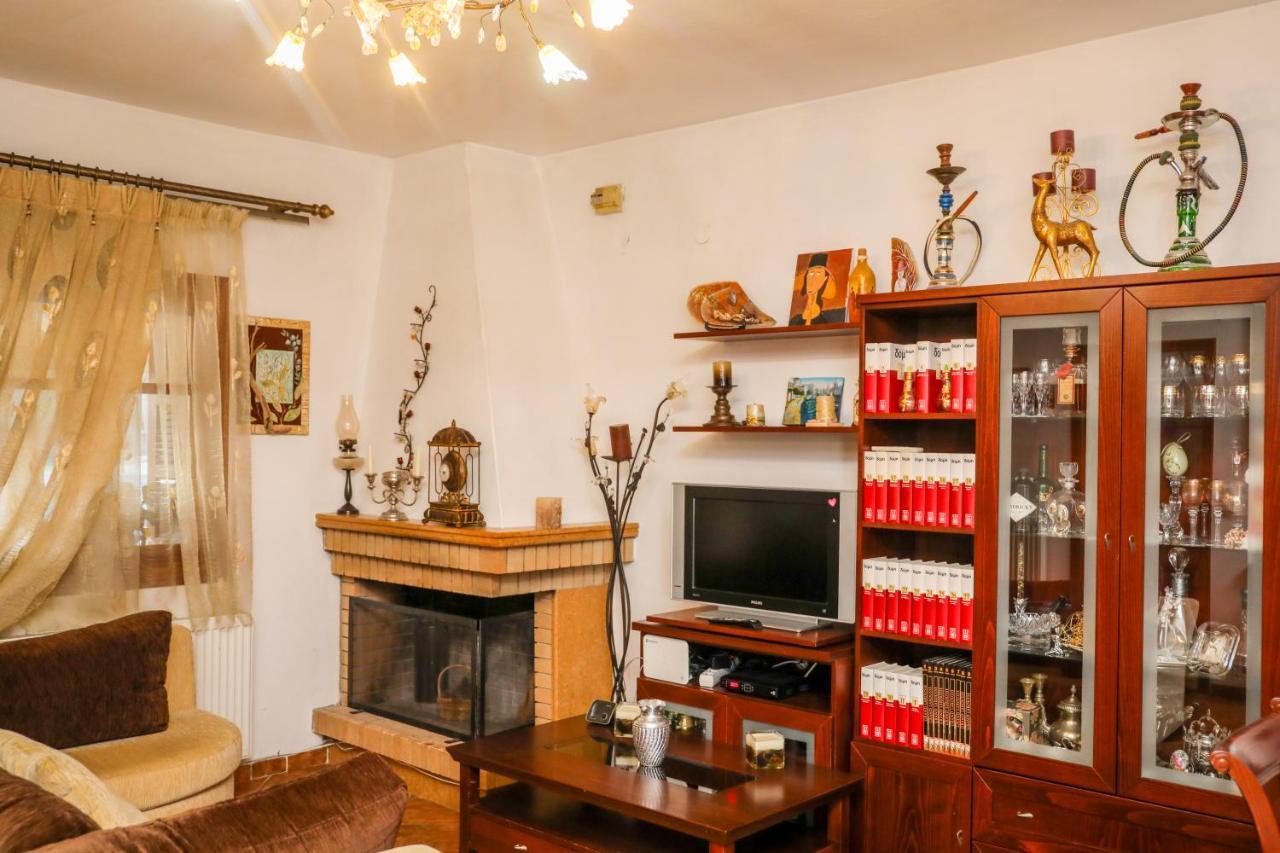 Апартаменты Antonia House Скиатос Экстерьер фото