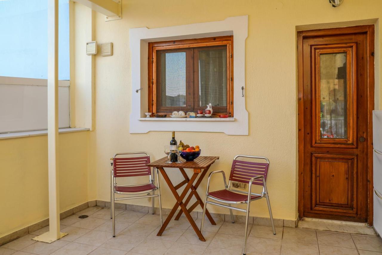 Апартаменты Antonia House Скиатос Экстерьер фото